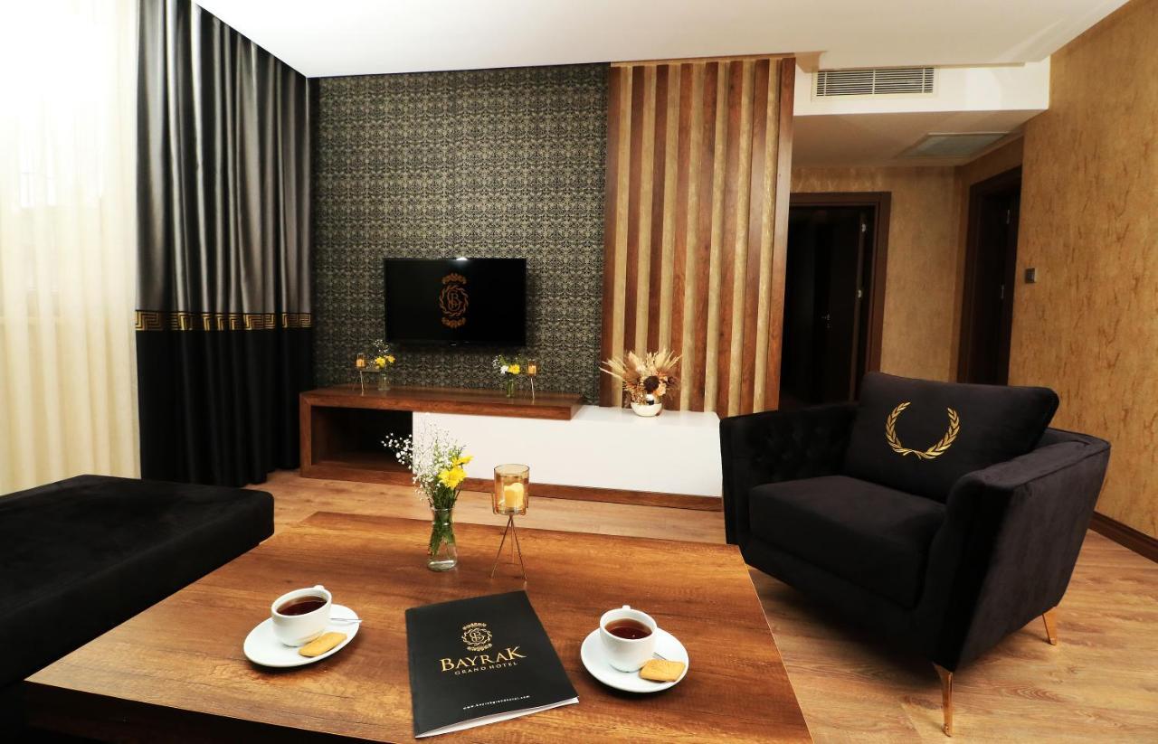 Bayrak Grand Hotel Трабзон Екстериор снимка