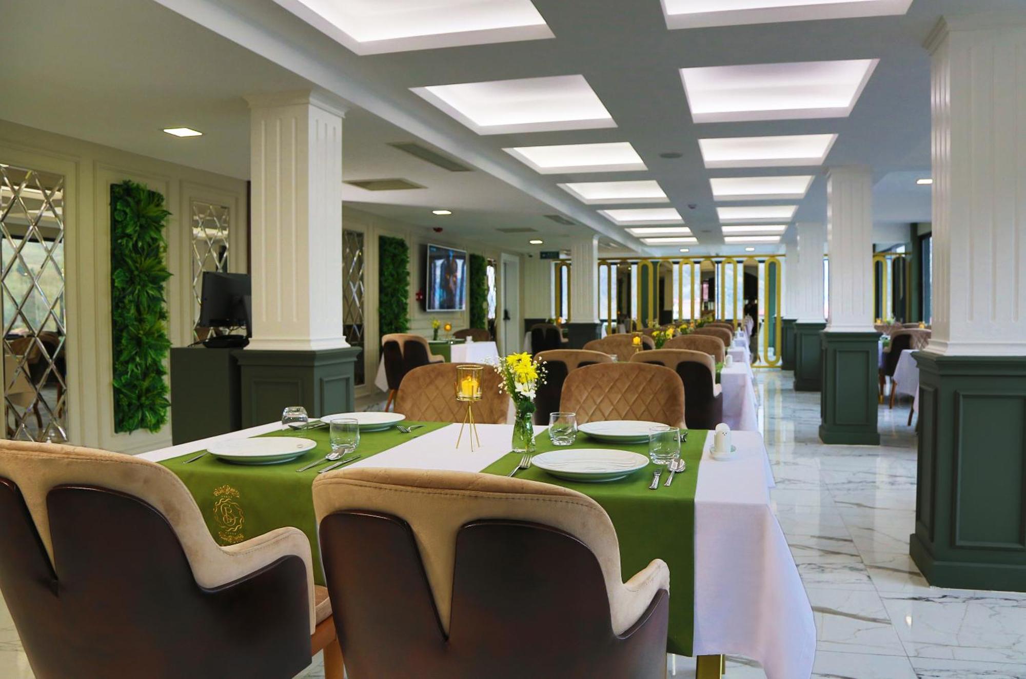 Bayrak Grand Hotel Трабзон Екстериор снимка